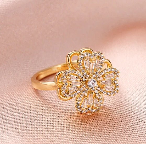 Anillo Trebol Corazon Giratorio + Caja de regalo