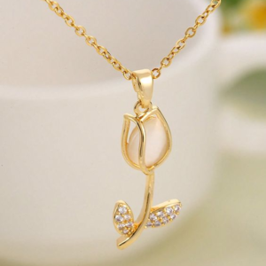 Collar Flor Tulipan Cristal + Caja de regalo