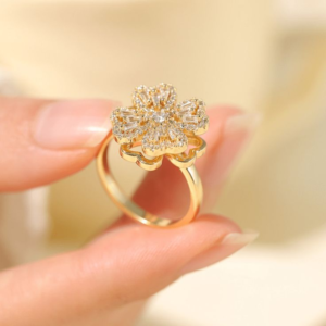 Anillo Trebol Corazon Giratorio + Caja de regalo