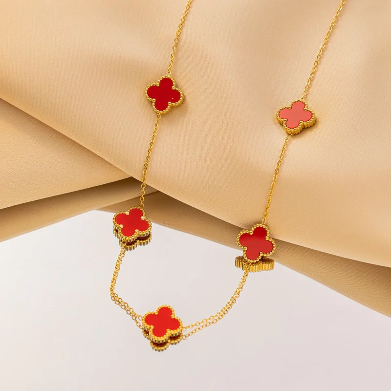 Combo Collar Van Cleef Bañado en Oro + Caja de Regalo