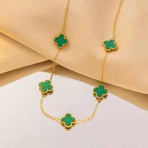 Combo Collar Van Cleef Bañado en Oro + Caja de Regalo